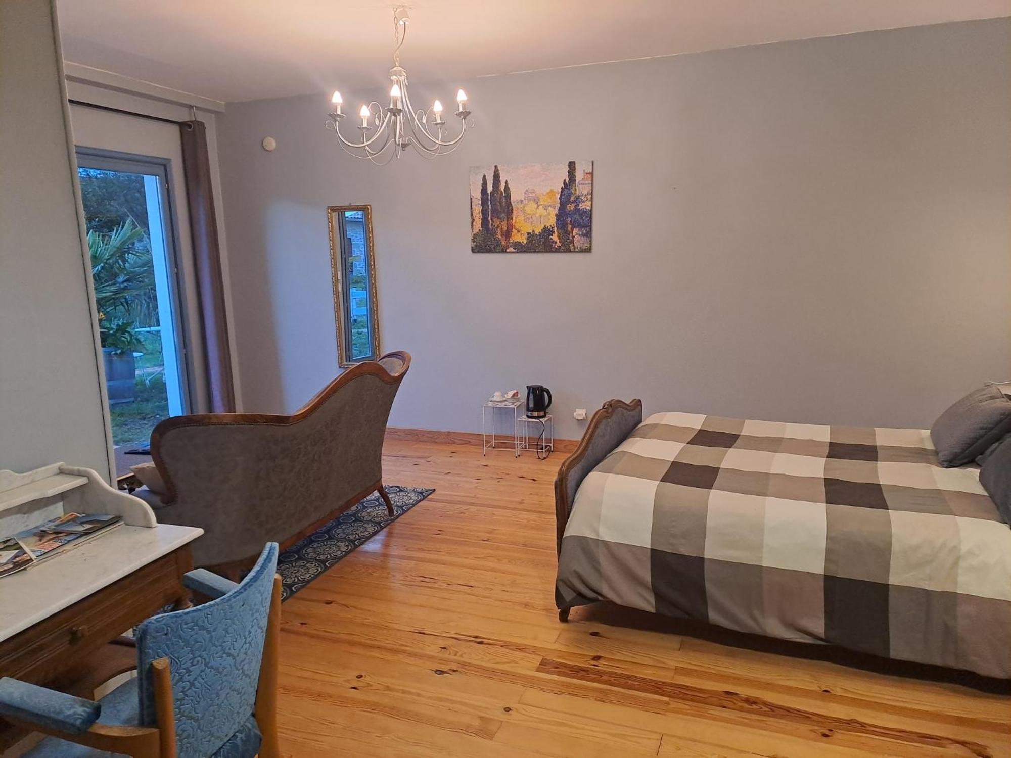 Bed and Breakfast La Cadournaise Saint-Seurin-de-Cadourne Zewnętrze zdjęcie