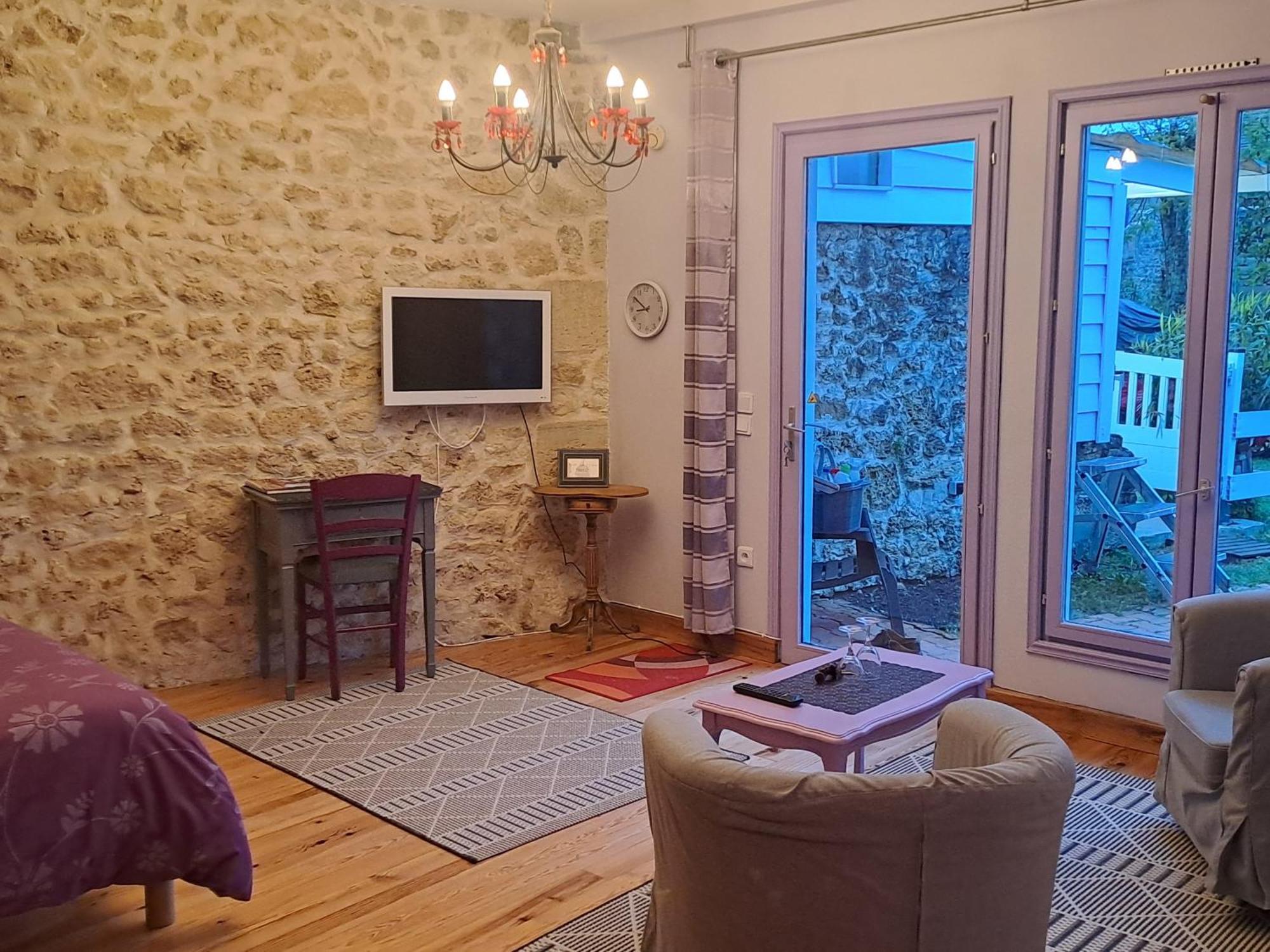 Bed and Breakfast La Cadournaise Saint-Seurin-de-Cadourne Zewnętrze zdjęcie
