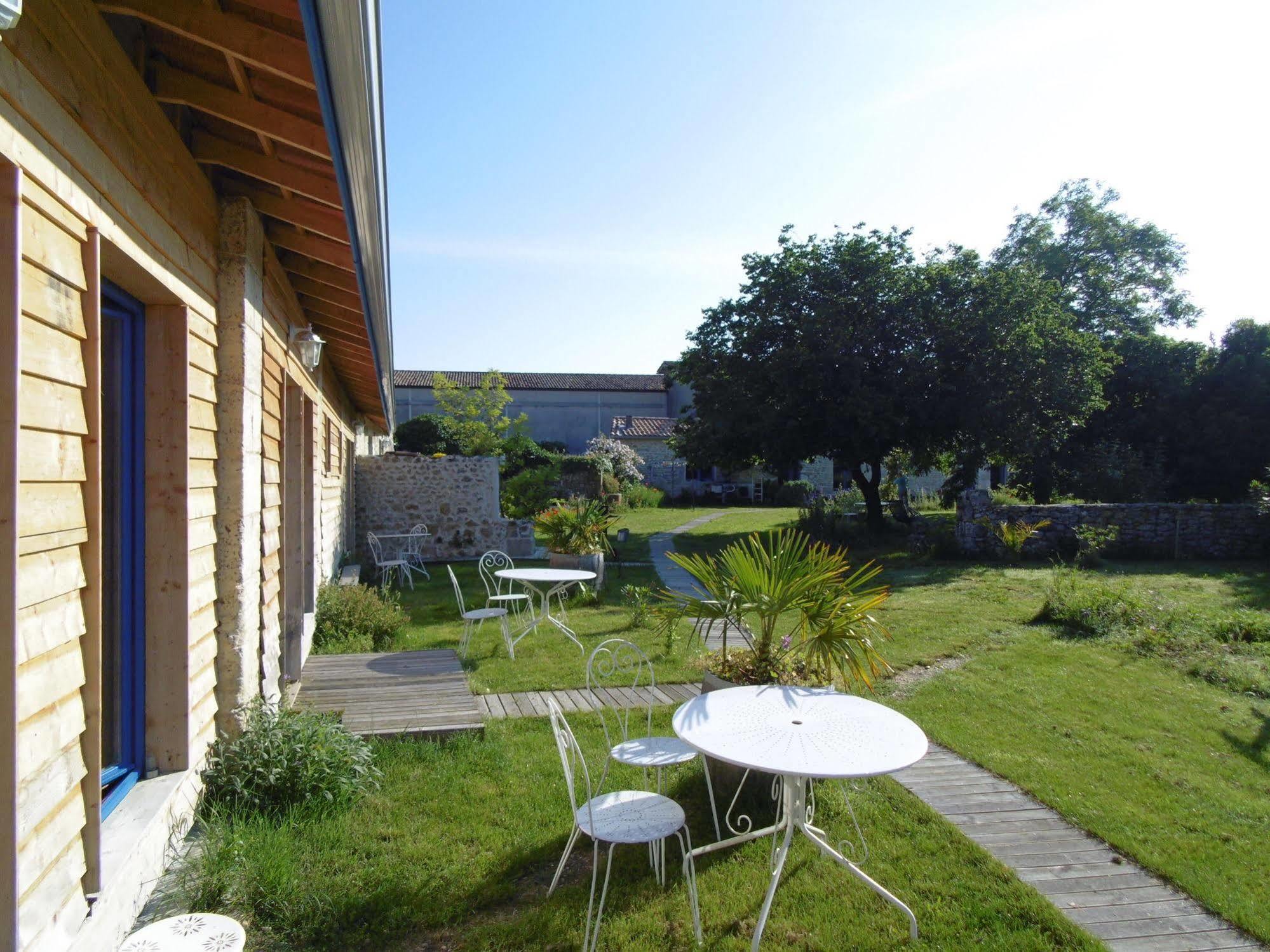 Bed and Breakfast La Cadournaise Saint-Seurin-de-Cadourne Zewnętrze zdjęcie